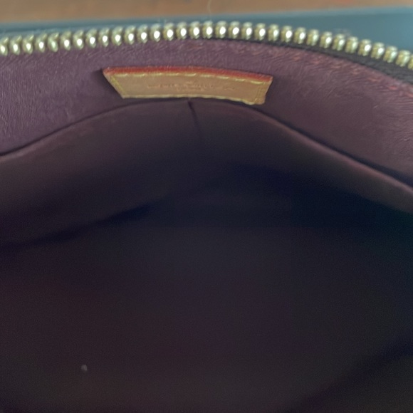 Large tote beautiful LV great condition - Picture 3 of 3